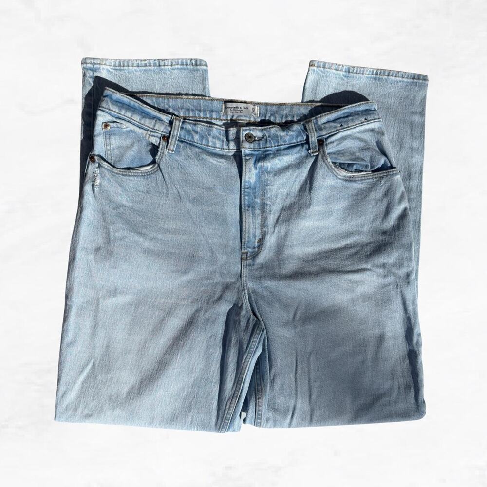 Abercrombie & Fitch 90s Straight Leg Blue Jeans